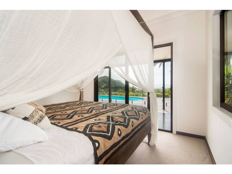 19 Palm Road, Daintree QLD 4873