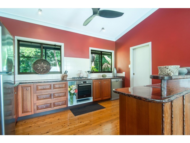 19 Palm Road, Daintree QLD 4873