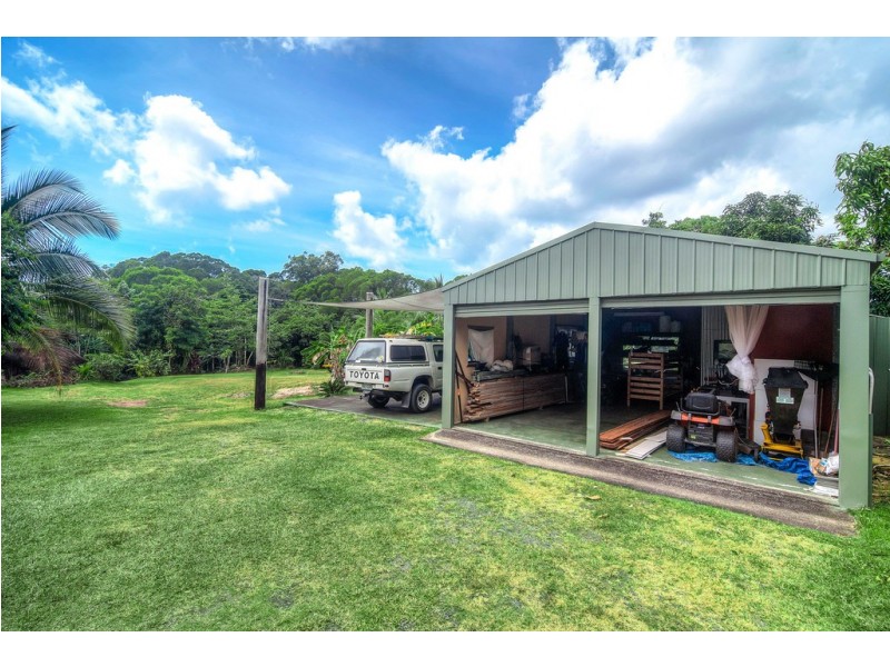 19 Palm Road, Daintree QLD 4873