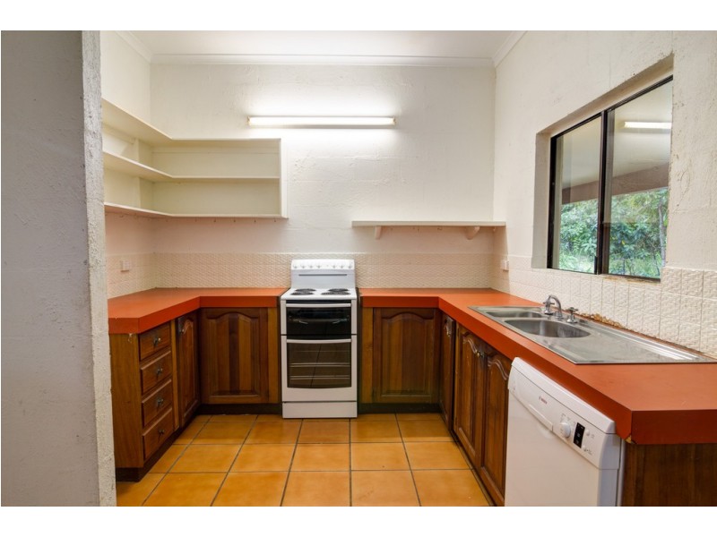 18 Sorrento Crescent, Port Douglas QLD 4877