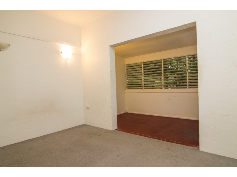 18 Sorrento Crescent, Port Douglas QLD 4877