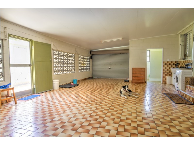 127 Miallo Road, Miallo QLD 4873