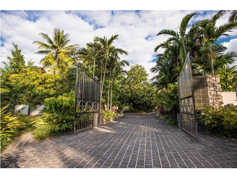 1/2-12 Reef Street (The Beachfront), Port Douglas QLD 4877