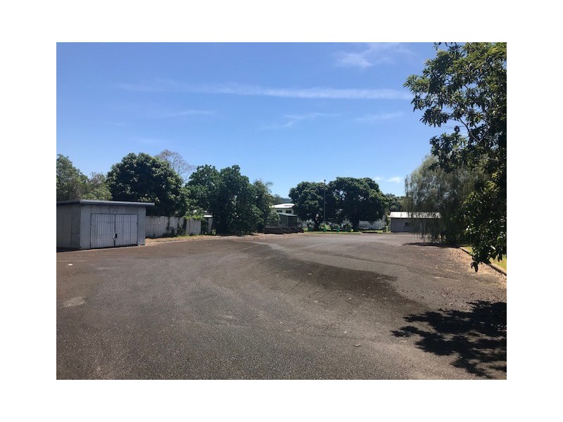 51 PRINGLE ST, Mossman QLD 4873