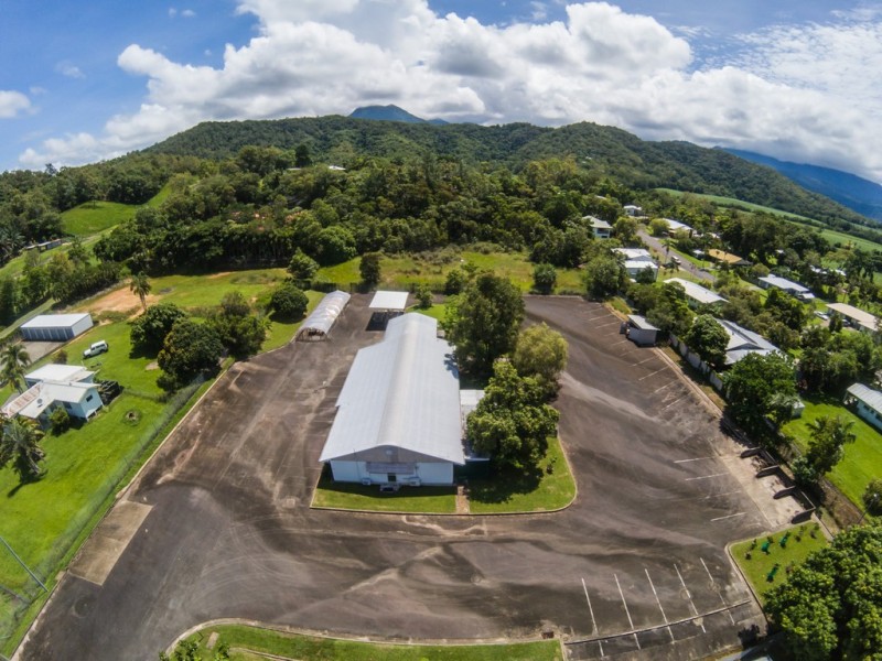 51 PRINGLE ST, Mossman QLD 4873