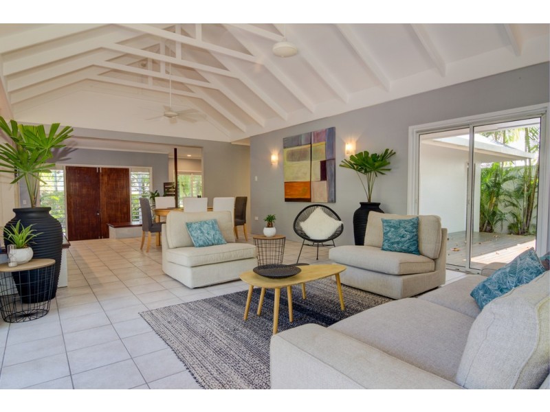 11 Solander Boulevard, Port Douglas QLD 4877
