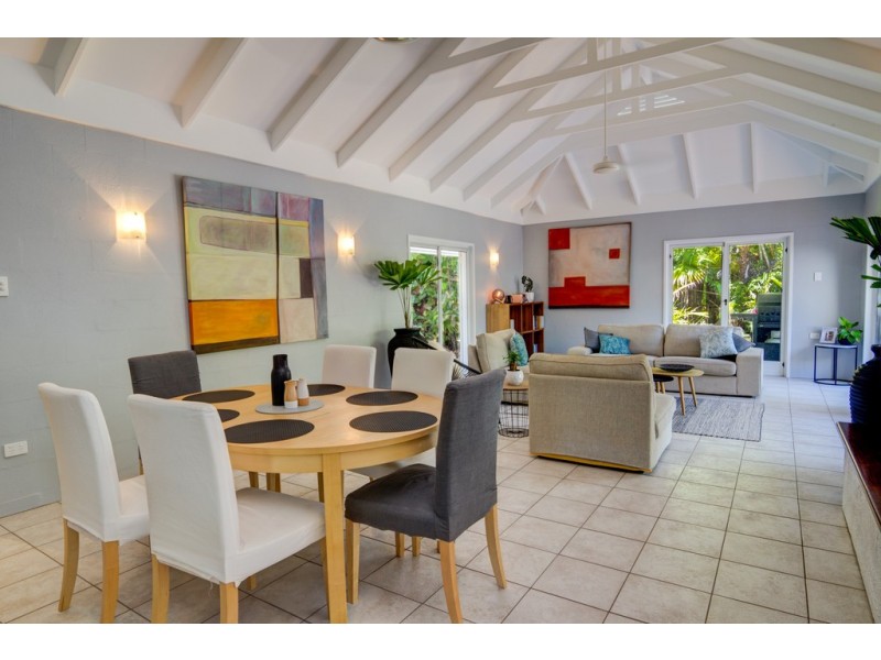 11 Solander Boulevard, Port Douglas QLD 4877