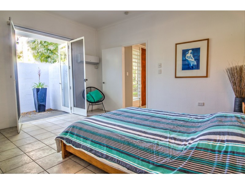11 Solander Boulevard, Port Douglas QLD 4877