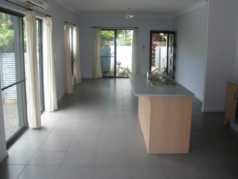 Port Douglas QLD 4877