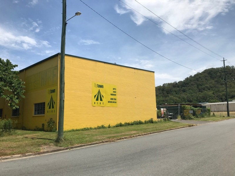 2 Sawmill Road, Mossman QLD 4873