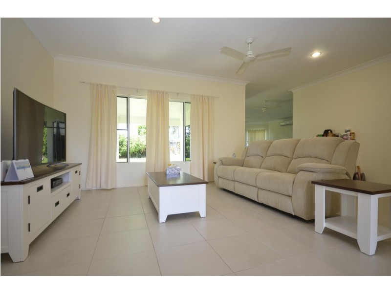 11 RIFLEBIRD CRESCENT, Mossman QLD 4873