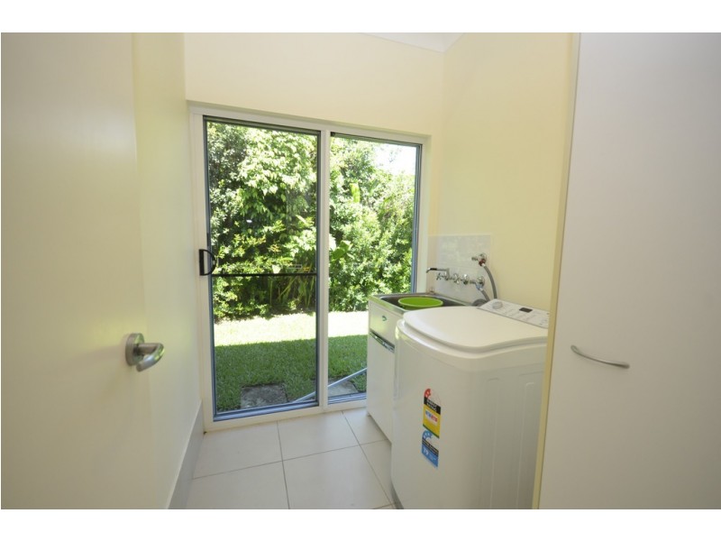 11 RIFLEBIRD CRESCENT, Mossman QLD 4873