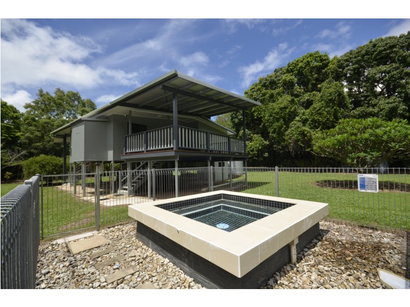 5057 CAPTAIN COOK HIGHWAY, Oak Beach QLD 4877