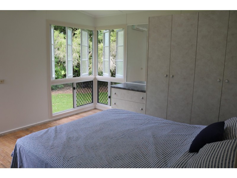 5057 CAPTAIN COOK HIGHWAY, Oak Beach QLD 4877