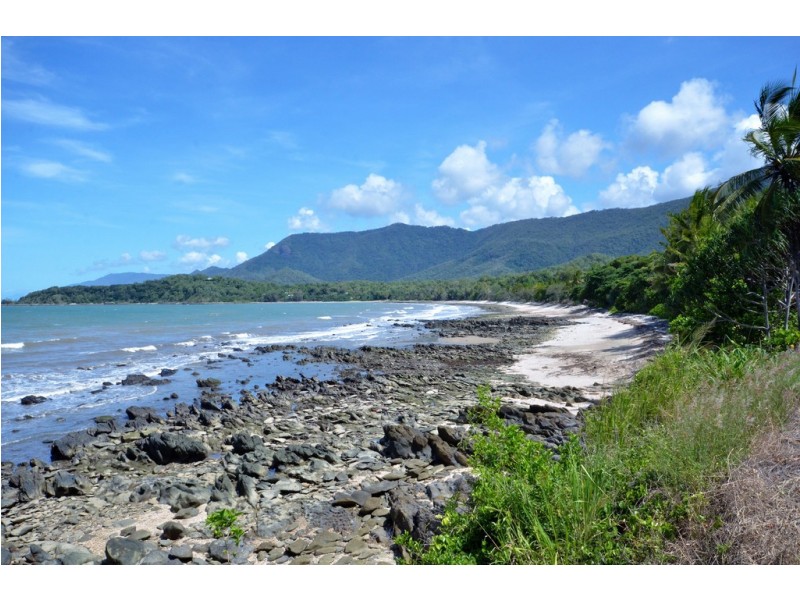 5057 CAPTAIN COOK HIGHWAY, Oak Beach QLD 4877