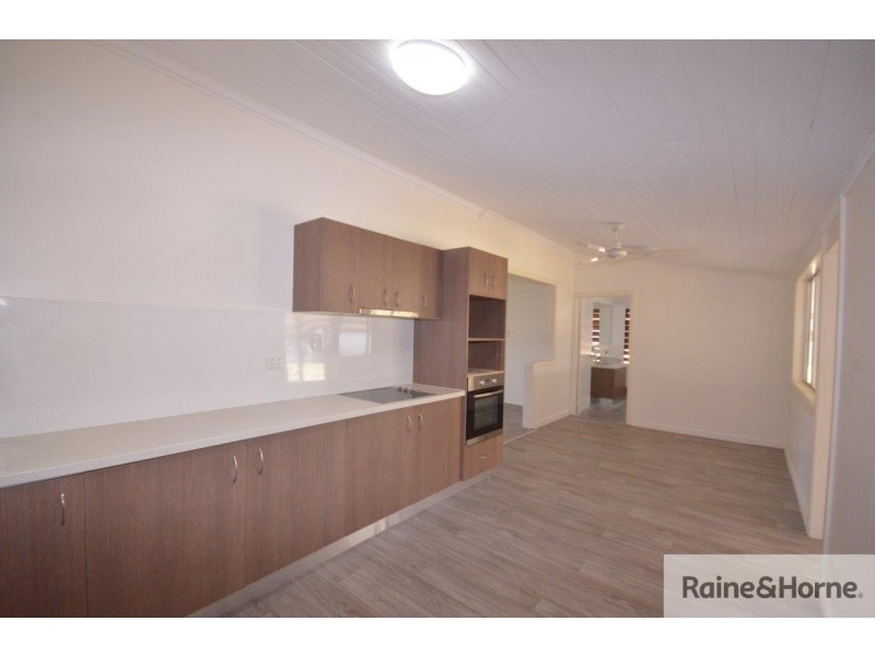 13 OWEN STREET, Mossman QLD 4873