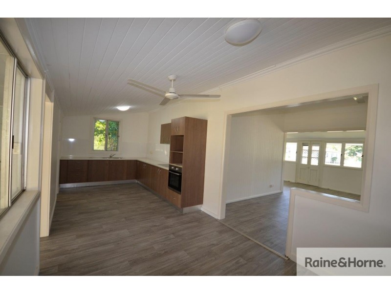 13 OWEN STREET, Mossman QLD 4873