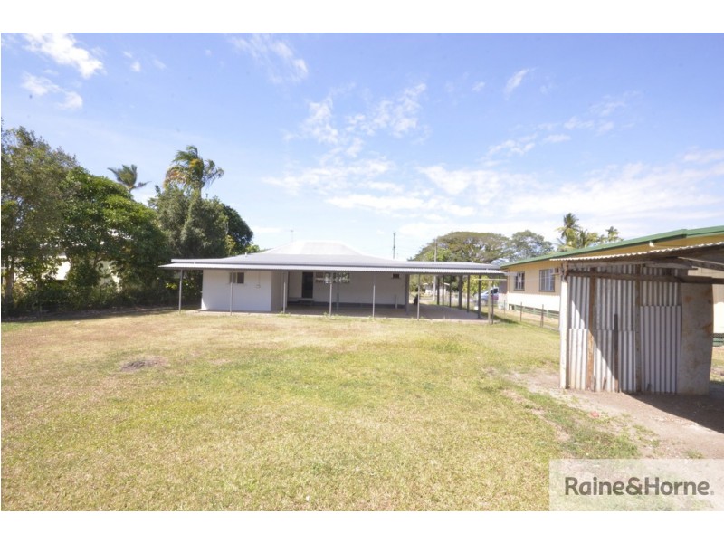 13 OWEN STREET, Mossman QLD 4873