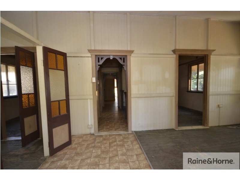 7 JACK STREET, Mossman QLD 4873