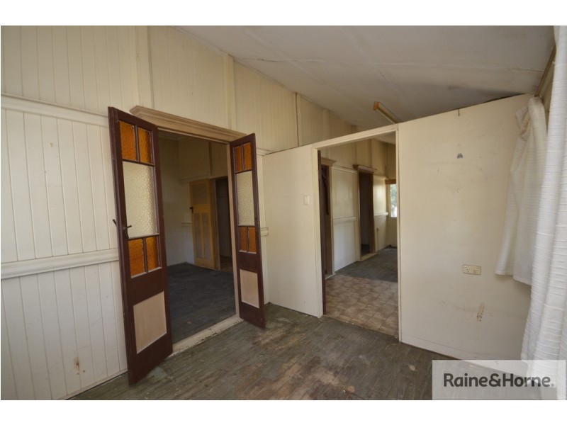 7 JACK STREET, Mossman QLD 4873
