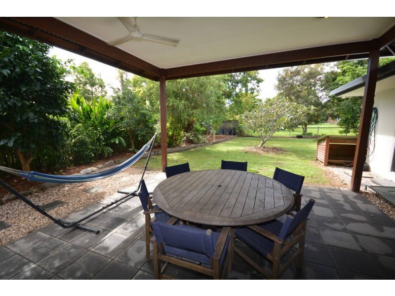 8 HOPE STREET, Port Douglas QLD 4877