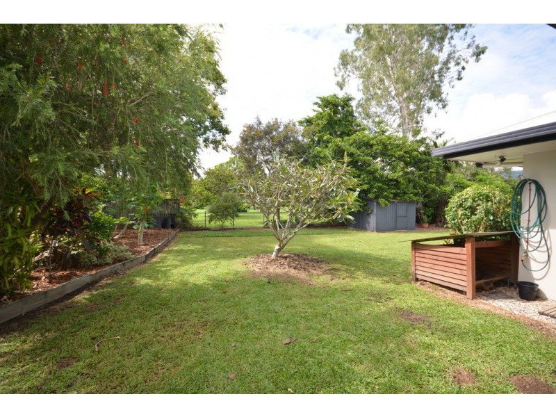 8 HOPE STREET, Port Douglas QLD 4877