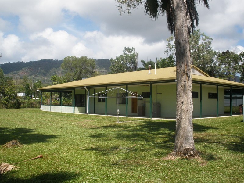 Port Douglas QLD 4877