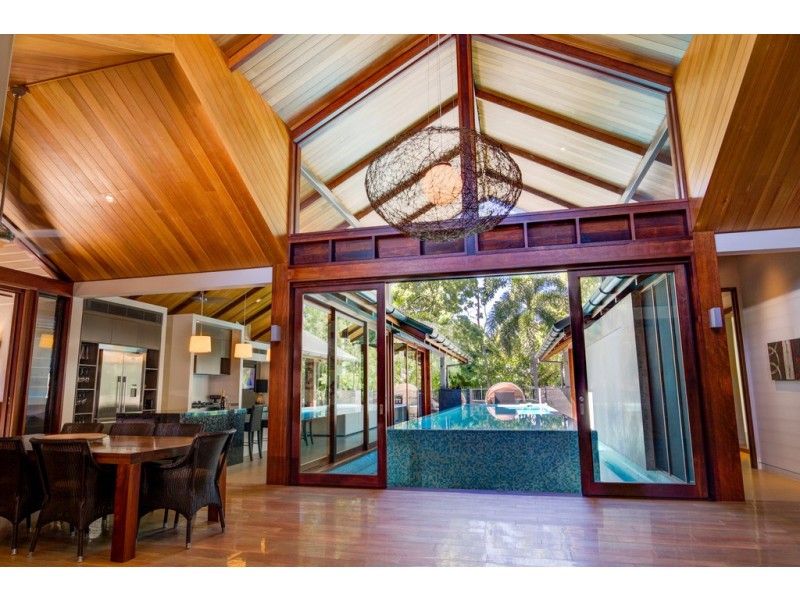 5 Beachfront Mirage, Port Douglas QLD 4877