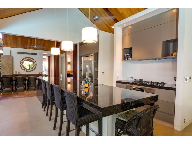 5 Beachfront Mirage, Port Douglas QLD 4877