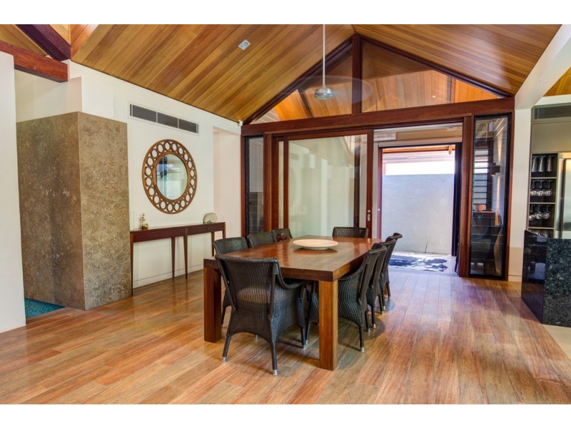 5 Beachfront Mirage, Port Douglas QLD 4877