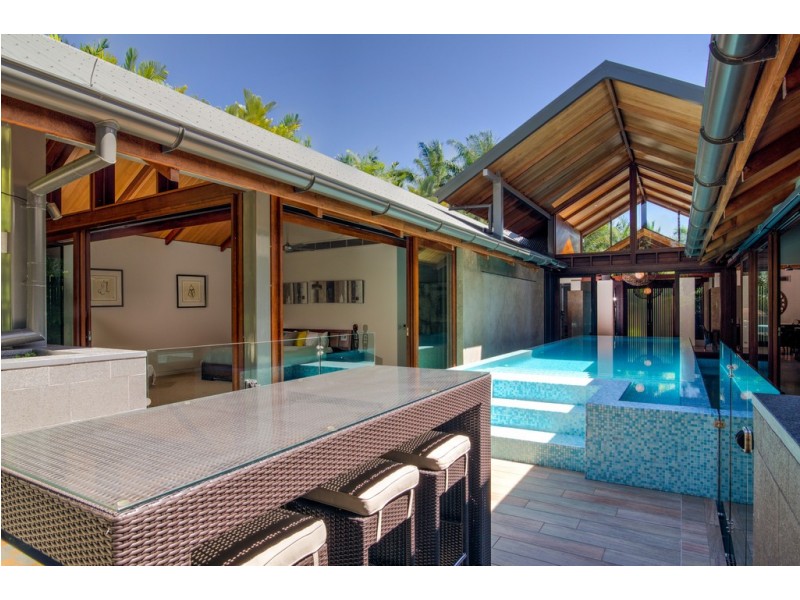 5 Beachfront Mirage, Port Douglas QLD 4877