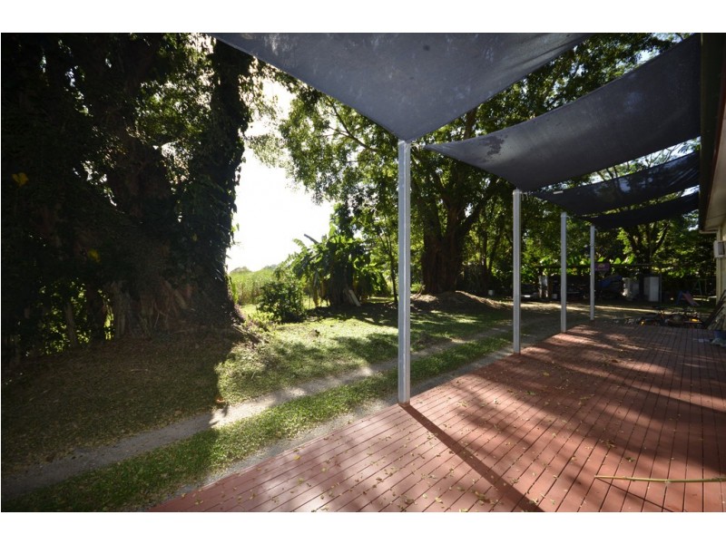 5 JUNCTION ROAD, Mossman QLD 4873