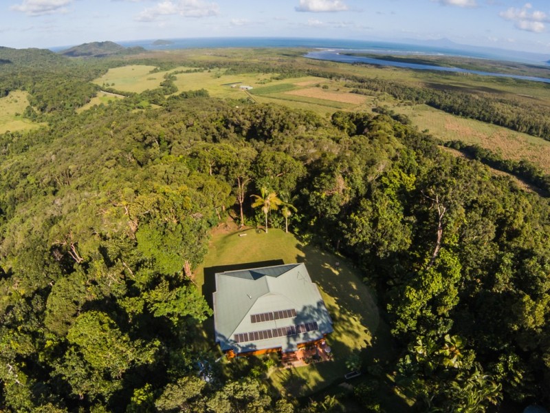 37 Cape Tribulation Road, Kimberley QLD 4873