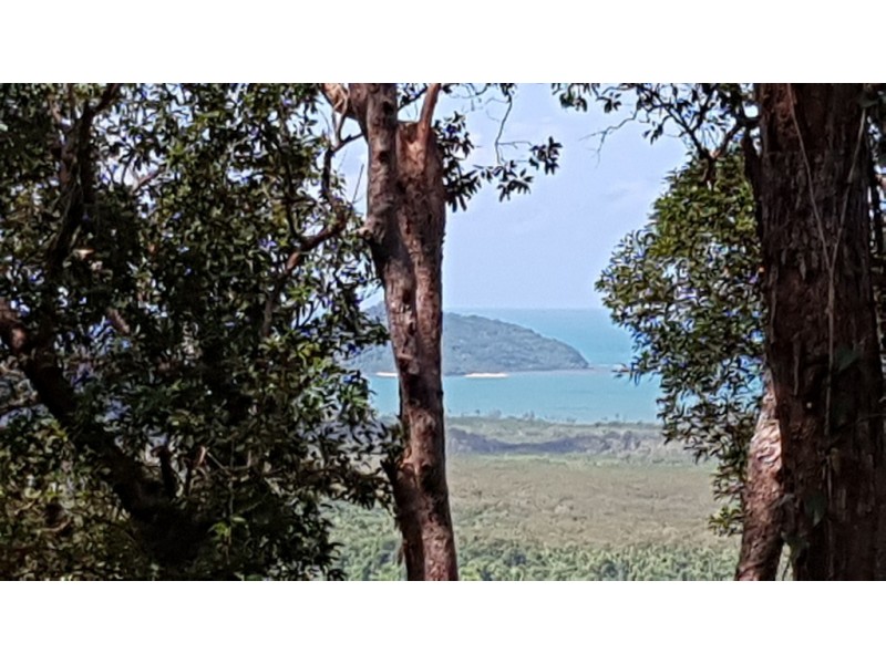 37 Cape Tribulation Road, Kimberley QLD 4873