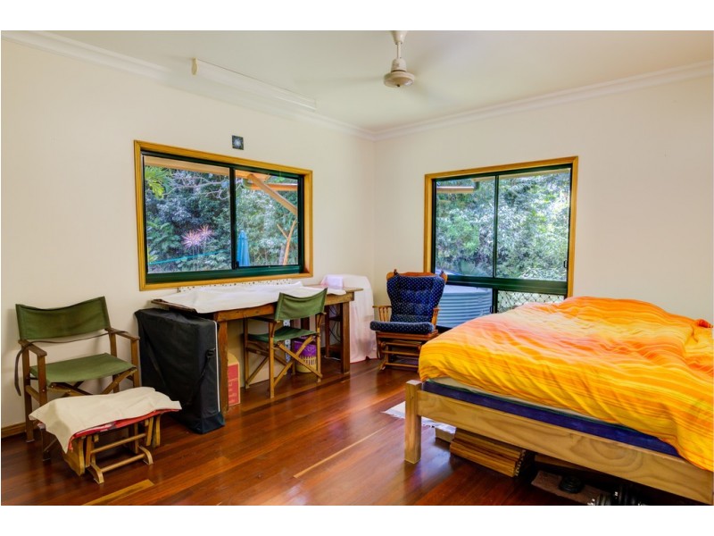 37 Cape Tribulation Road, Kimberley QLD 4873