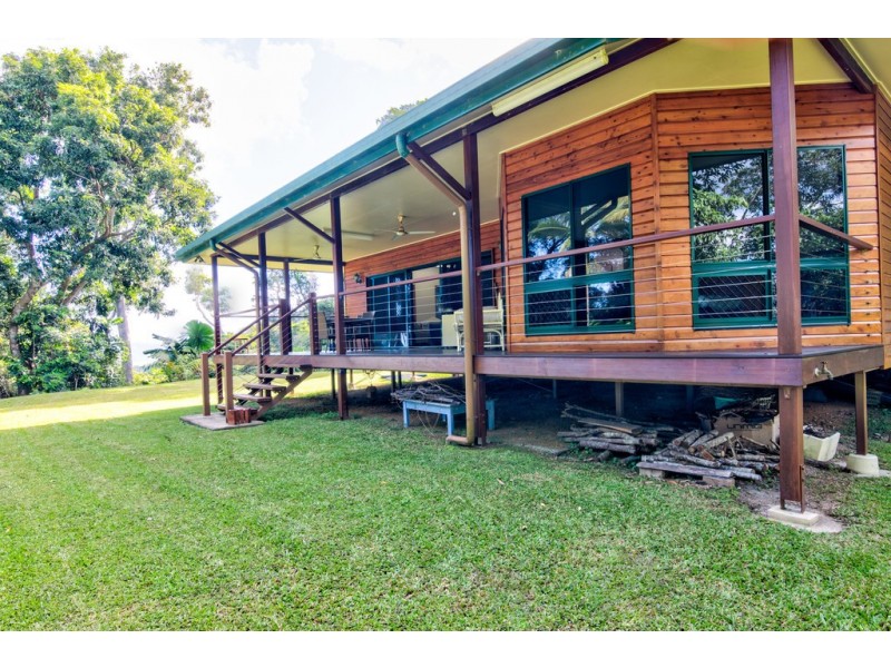 37 Cape Tribulation Road, Kimberley QLD 4873