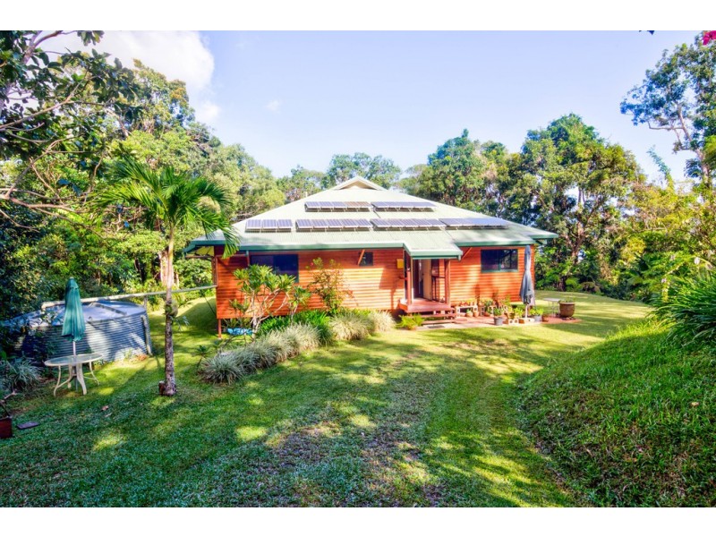 37 Cape Tribulation Road, Kimberley QLD 4873