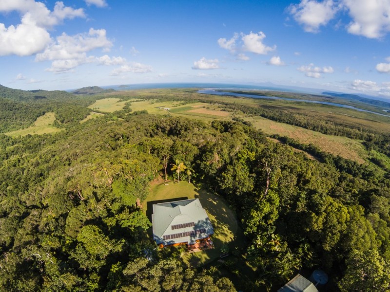 37 Cape Tribulation Road, Kimberley QLD 4873