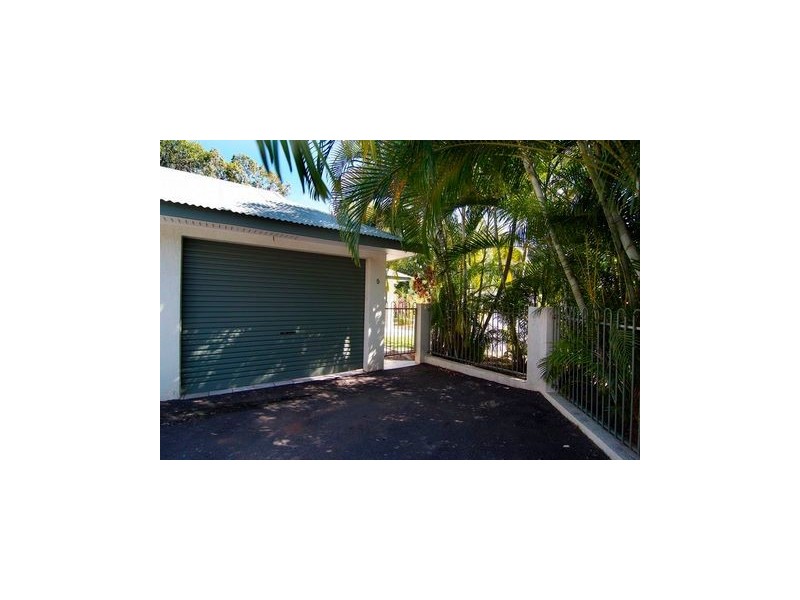 Port Douglas QLD 4877