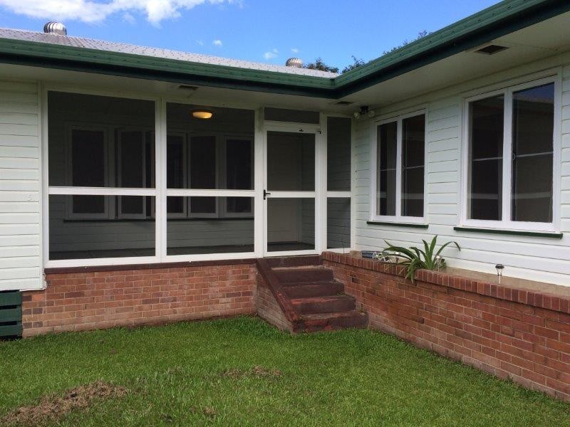 5 FOXTON AVENUE, Mossman QLD 4873