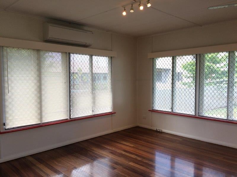 5 FOXTON AVENUE, Mossman QLD 4873