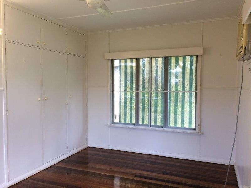 5 FOXTON AVENUE, Mossman QLD 4873