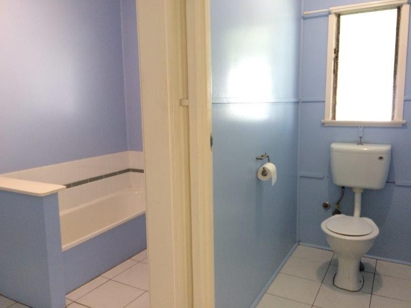 5 FOXTON AVENUE, Mossman QLD 4873