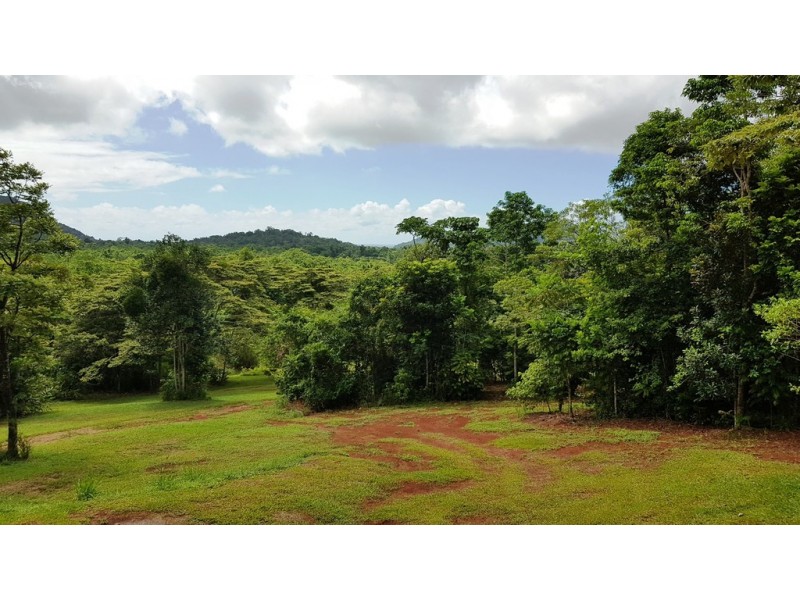 15 Ironbark Road, Daintree QLD 4873