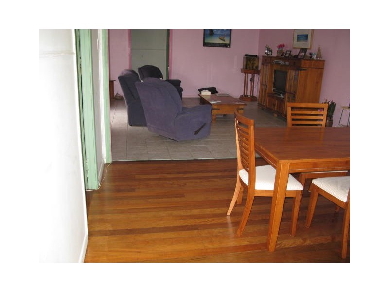 30 Thomas Street, Mossman QLD 4873