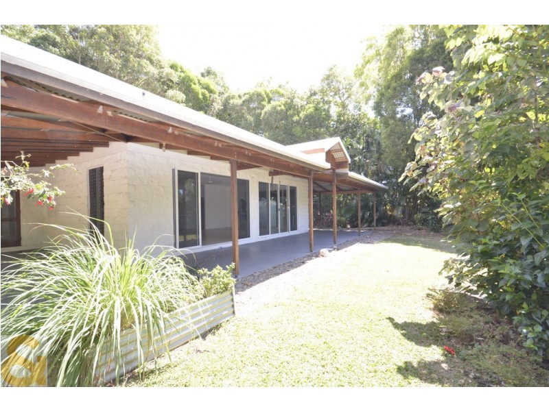 77 REYNOLDS ROAD, Oak Beach QLD 4877