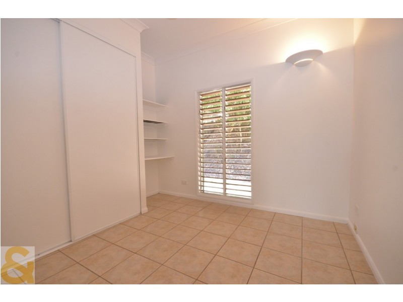 77 REYNOLDS ROAD, Oak Beach QLD 4877