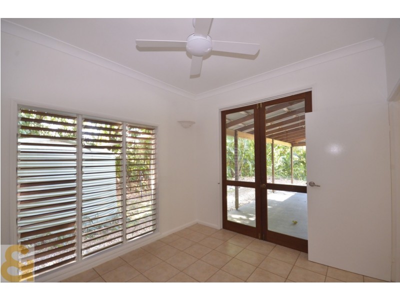 77 REYNOLDS ROAD, Oak Beach QLD 4877
