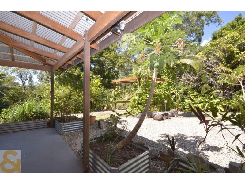 77 REYNOLDS ROAD, Oak Beach QLD 4877