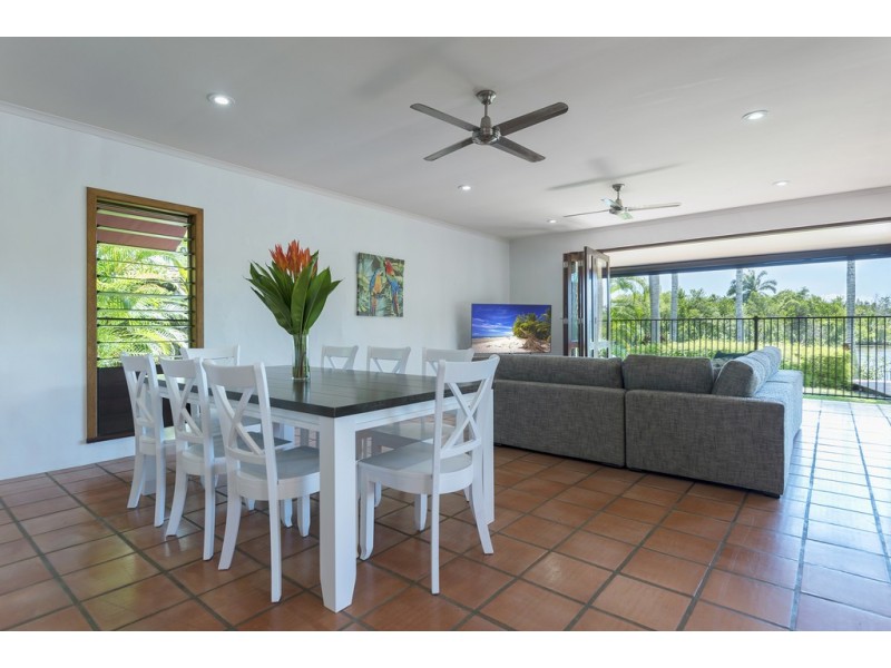 6 Arlington Close, Port Douglas QLD 4877